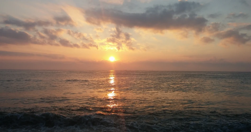 Best Nightlife in San Simeon: Coastal Evenings, Stargazing & Relaxed Vibes