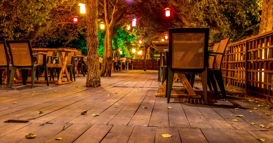 Best Nightlife in San Simeon: Coastal Evenings, Stargazing & Relaxed Vibes